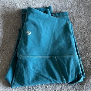 turquoise lululemon leggings